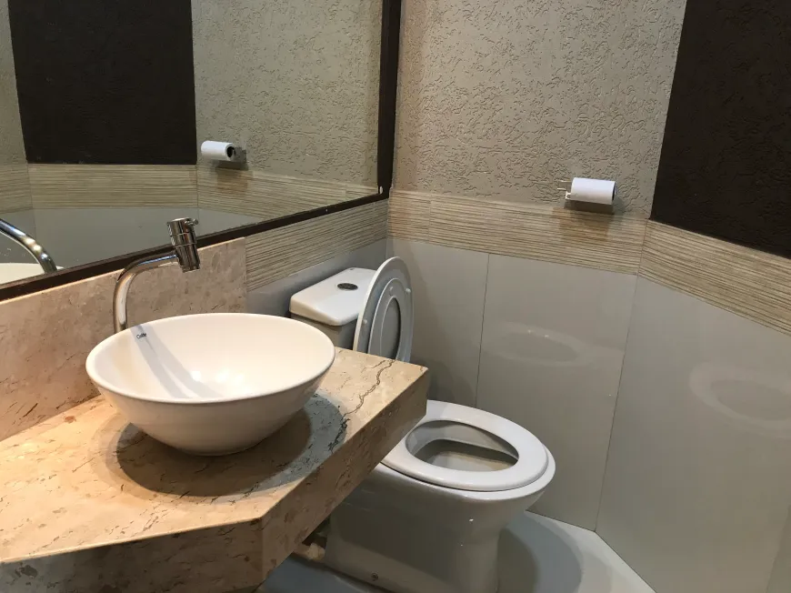 Sobrado Diferenciado com 3 Quartos e Varanda Gourmet no Parque Anhanguera II - Foto 17