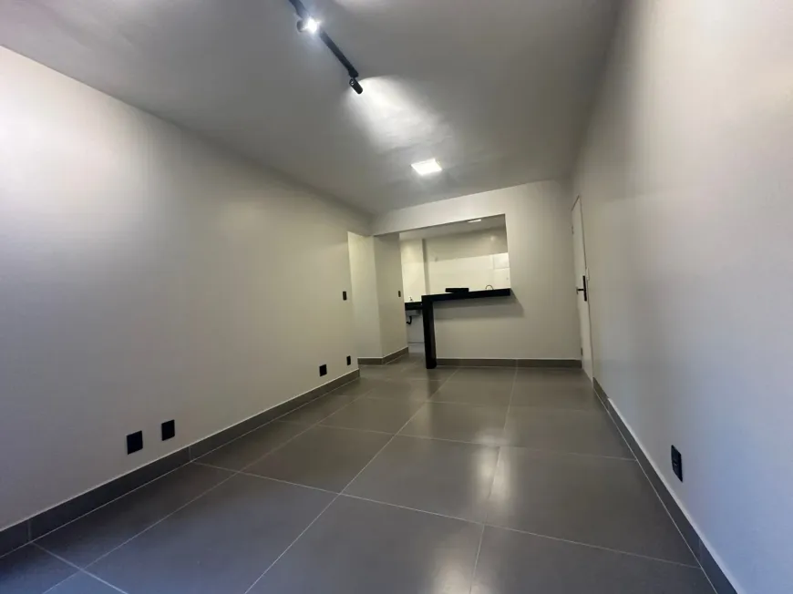 Apartamento Reformado no Setor Bueno - 2 Quartos com 1 Suíte - Foto 10